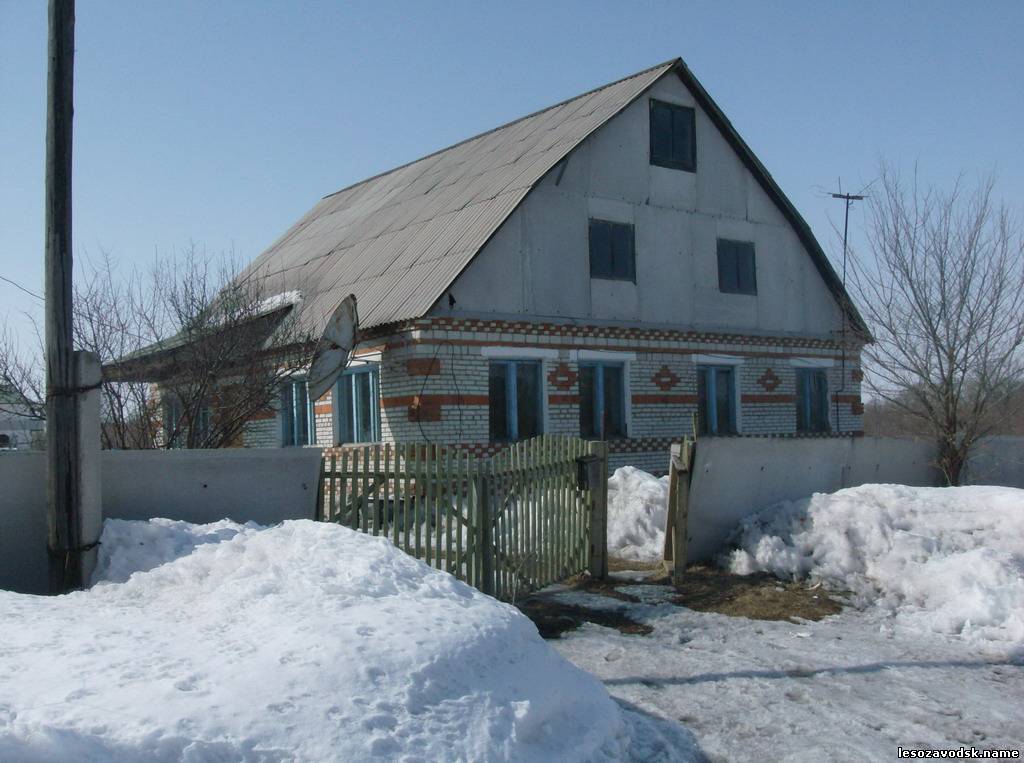 Приморский край дома лесозаводск. Лесозаводск дома. Недвижимость Лесозаводск Приморский край. Лесозаводск новостройка. Продается жилой дом ул. Бондарная Лесозаводск.